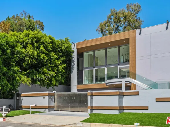 1590 Benedict Canyon Dr, Beverly Hills, CA 90210