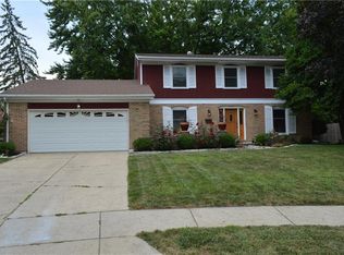 2735 Wellsford Ln, Springfield, OH