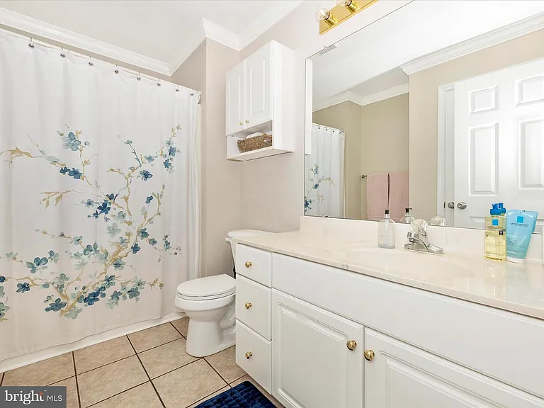 2422 Cobblestone Way — Photo 40