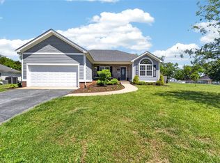 424 Crossfield Way, Bowling Green, KY 42104