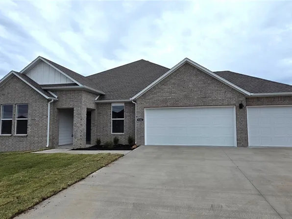 3104 Hattie Ln, Springdale, AR 72764