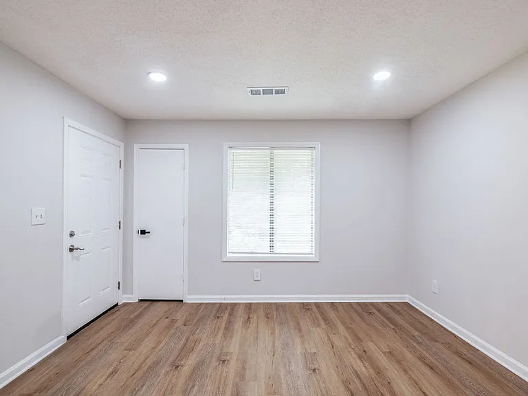 108 Summerwood Dr — Photo 21