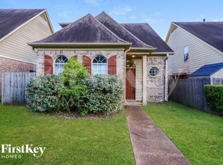 10223 Macon Rd, Cordova, TN 38016