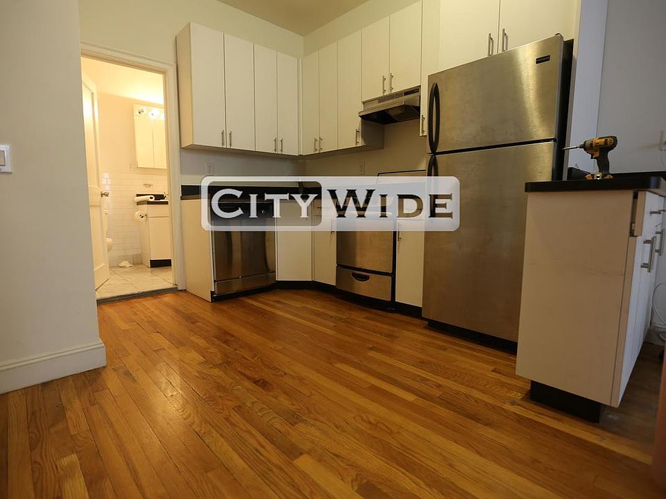 2nd image of 1570 3rd Ave APT 2B