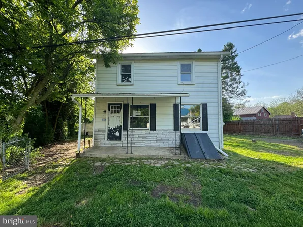 49 Meadow Dr, Schuylkill Haven, PA 17972