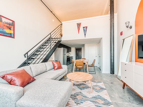 3rd image of 220 S 47th St #675631334