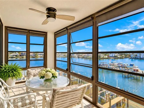 271 Southbay DR #240, NAPLES, FL 34108