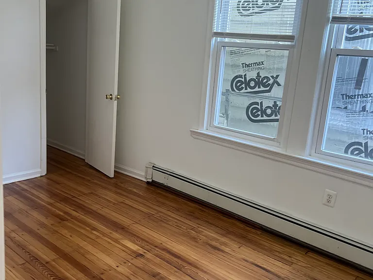 30 W 29th St #1 — Photo 10