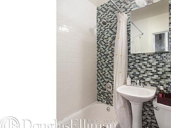 2nd image of 509 E 88th St APT 5A