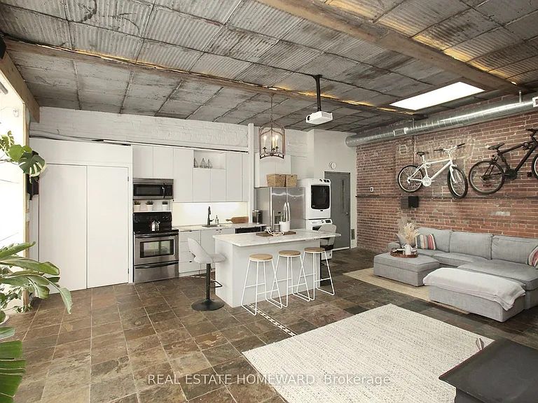 147 Boston Ave — Photo 7