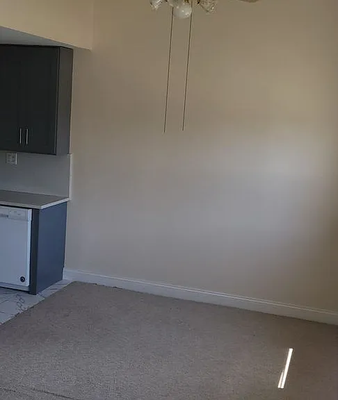 717 Sanford St #2 — Photo 4