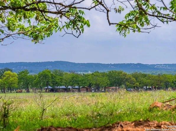 - N State Hwy 16 LOT A0002, Fredericksburg, TX 78624