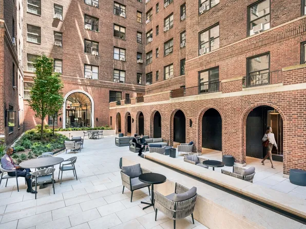 160 East 48th Street 9Y image 11 of 12