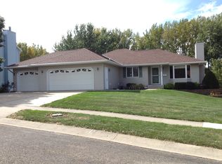 4505 Stratford Ln NW, Rochester, MN 55901