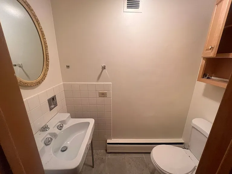 2727 Central St #2N — Photo 19