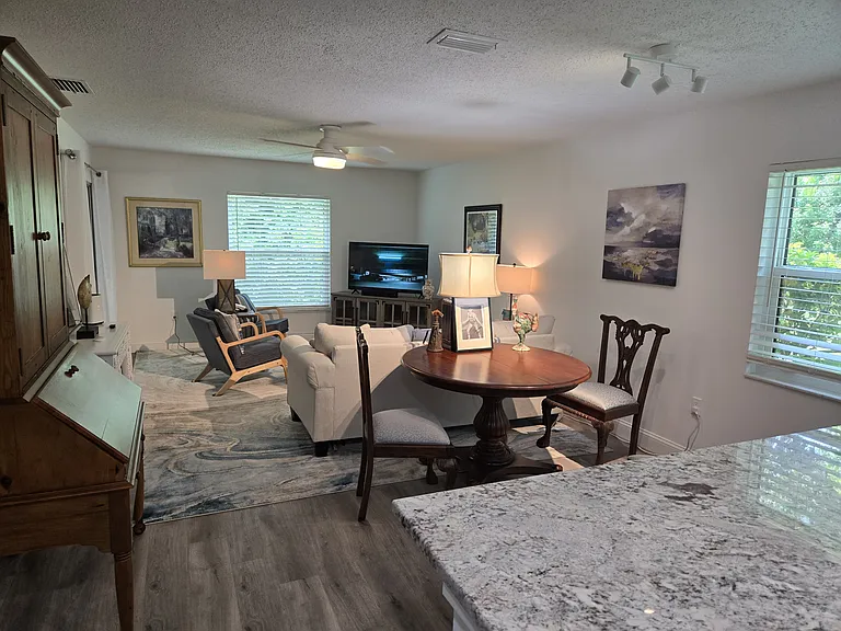 5019 Village Gardens Dr #31 — Photo 9