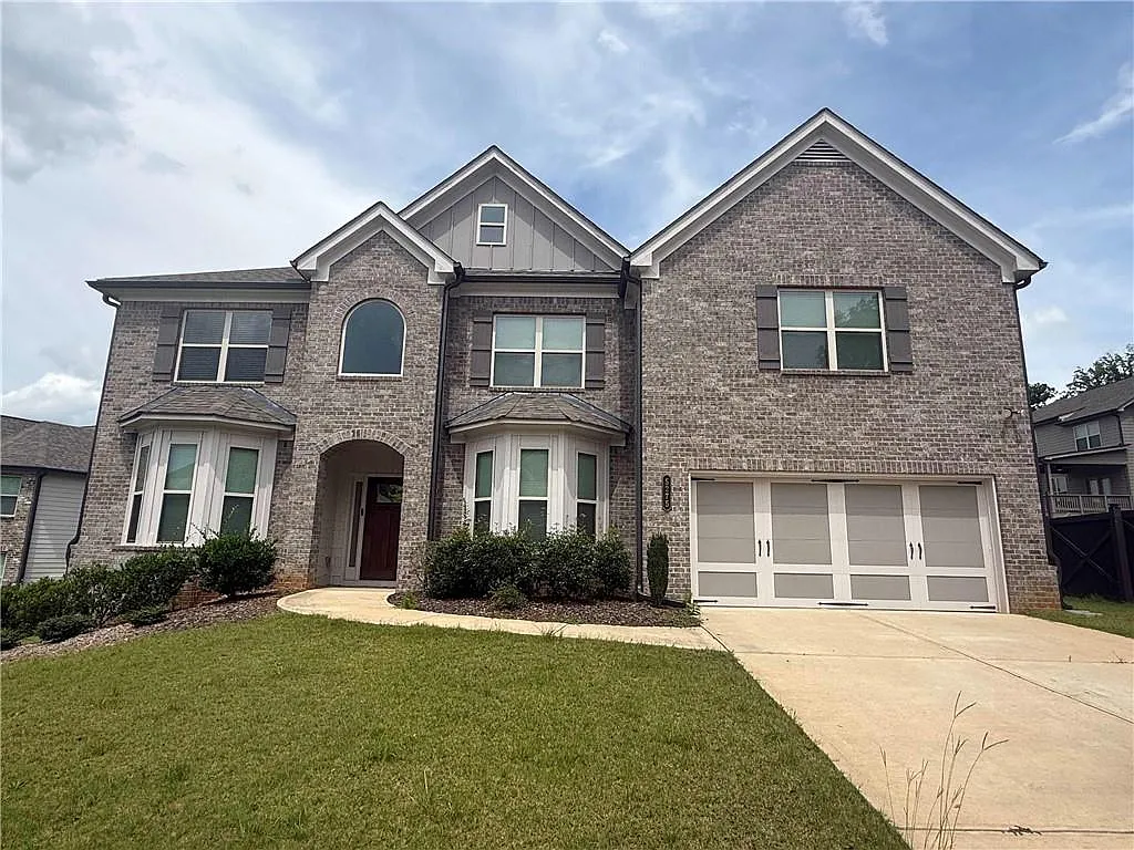 5 bed, 4.0 bath, 3726 sqft, $3,700 — Photo 1