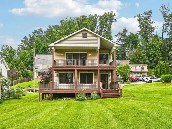 17 Hillside Ave, Cockeysville, MD 21030