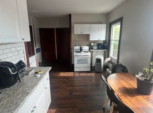 5 Pleasant Ave, Lancaster, NY 14086