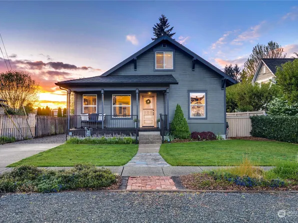 213 Calistoga Street E, Orting, WA 98360