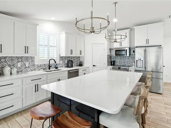 1210 Rice Rd, Bentonville, AR 72712