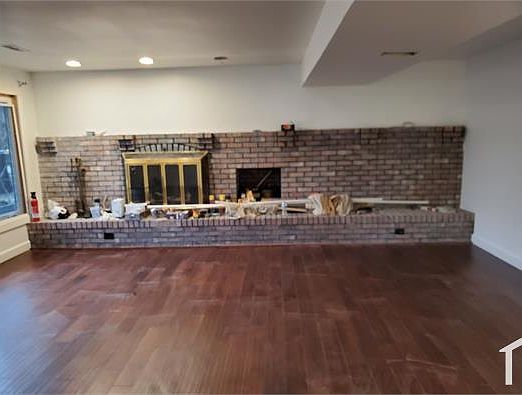 5th image of 237 Gregg Ct