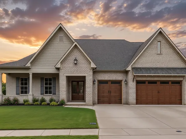 208 Miniver Pl, Huntsville, AL 35757