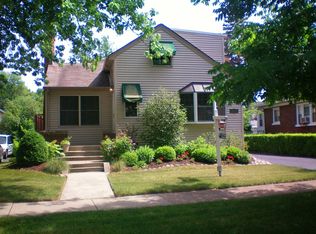 317 Addison Rd, Riverside, IL 60546