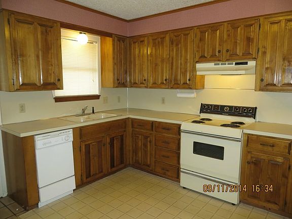4th image of 36 Teakwood Ln