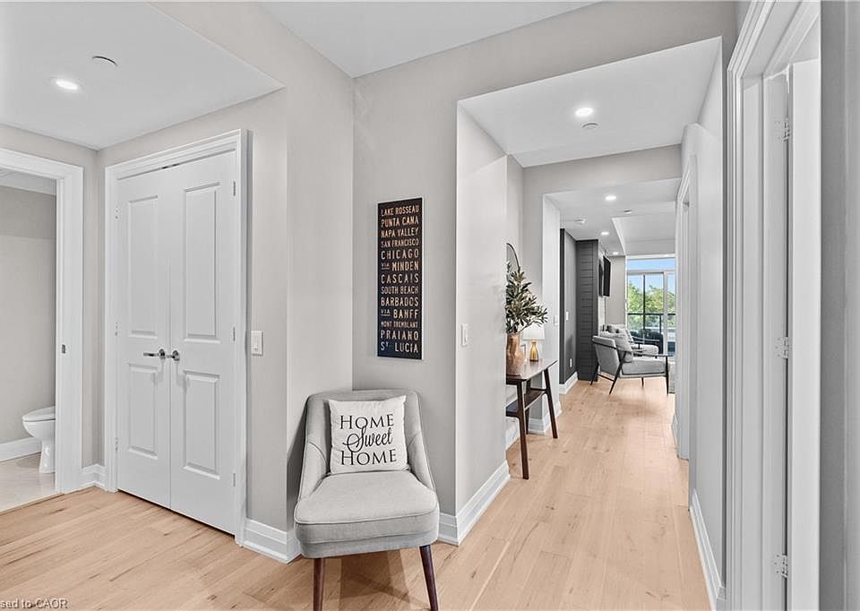 1st image of 11 Bronte Rd #409