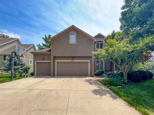5809 W 147th St, Overland Park, KS 66223