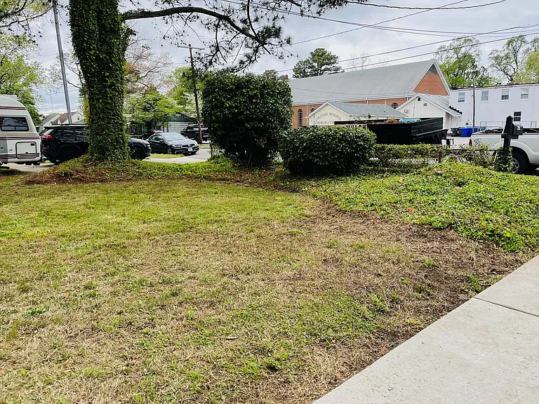 847 Marvin Ave — Photo 32