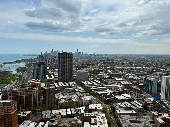 3rd image of 655 W Irving Park Rd APT 5013