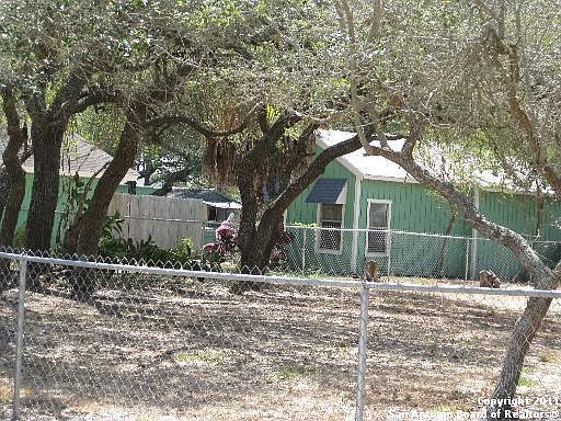 5th image of 1507 S Young St