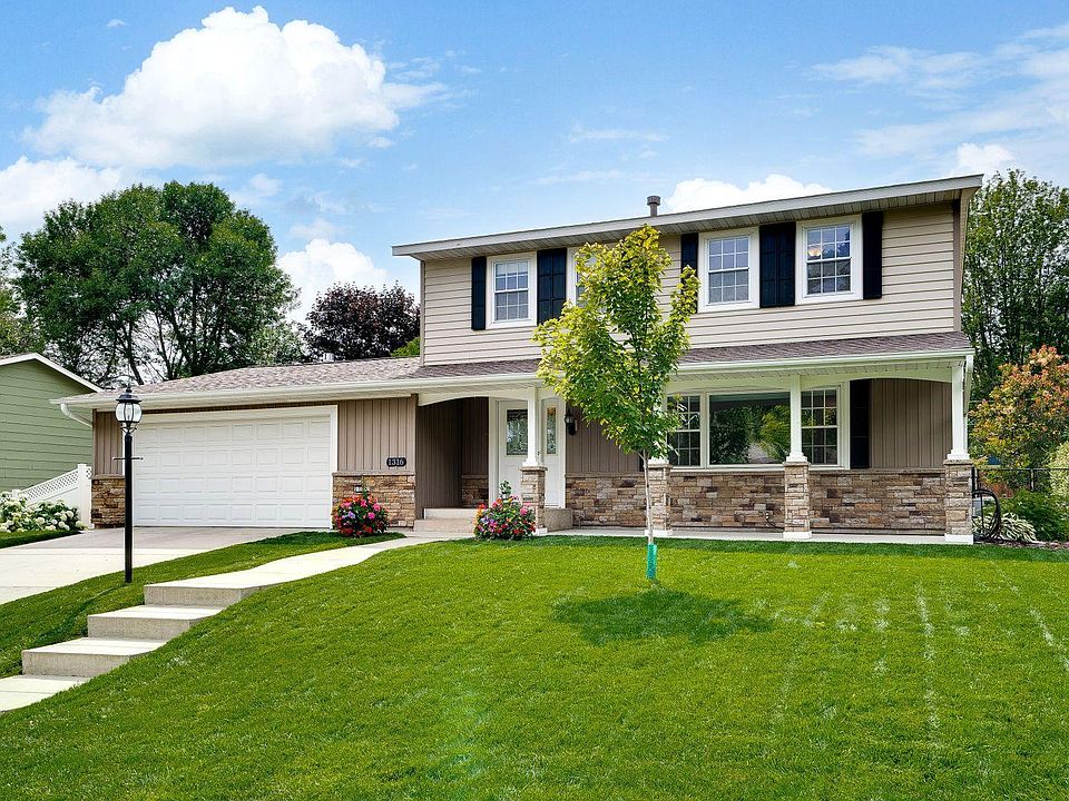 1st image of 1316 Honeysuckle Ln