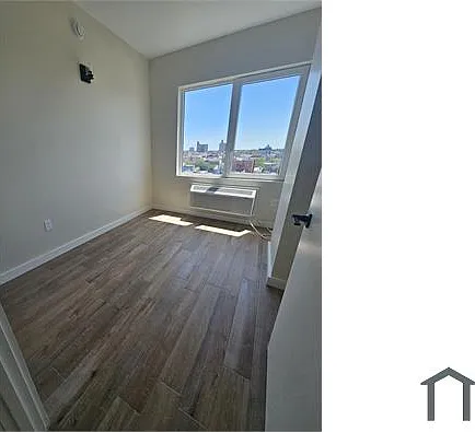 2351 Lorillard Pl #9E — Photo 5