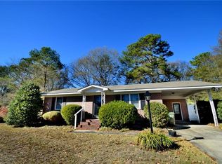 543 E University Dr, Auburn, AL 36830