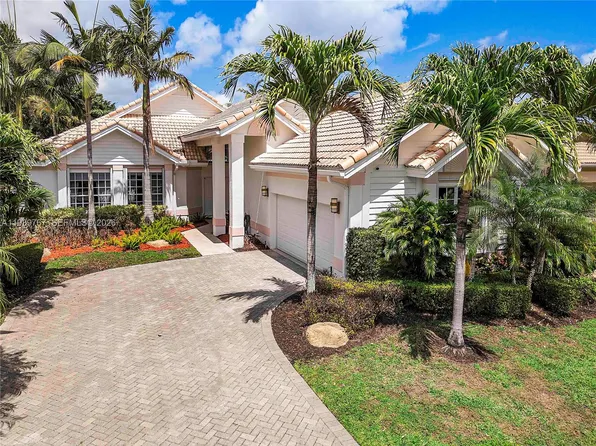 6799 Augusta Ct, West Palm Beach, FL 33412