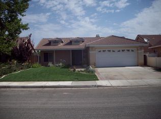 3711 Cedarwood Ct, Rosamond, CA 93560