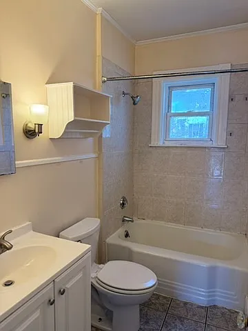 14 Tappan Ave #A — Photo 4
