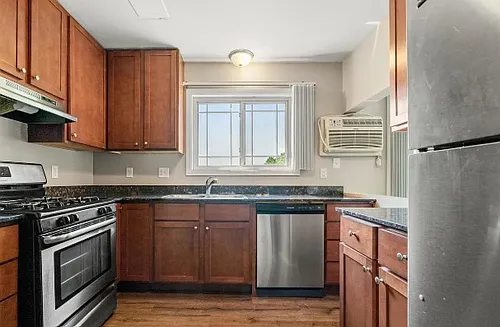 Granite City Apartments Photo 1