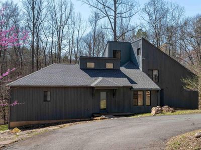 2959 Mechum Banks Dr, Charlottesville, VA, 22901