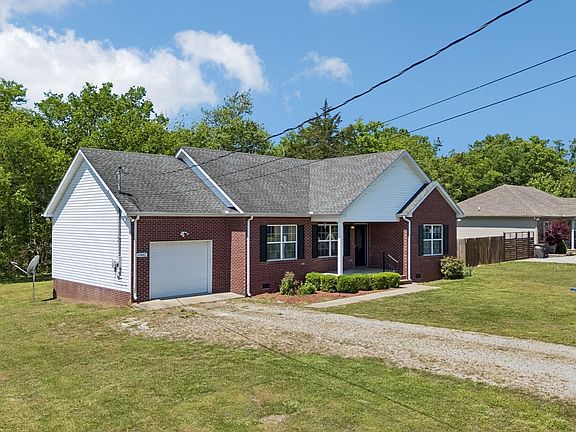 2nd image of 5883 Villa Way