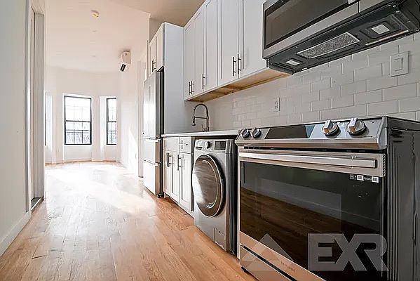 1st image of 203 Van Buren St #2A