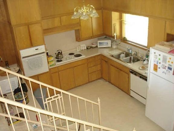 5th image of 1307 Woodridge Cir