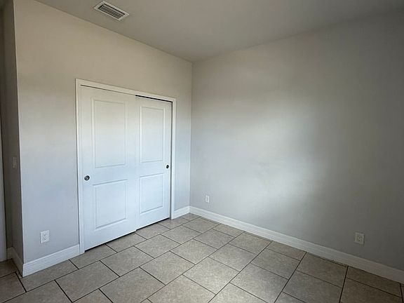 3rd image of 1131 San Cristobal Ave