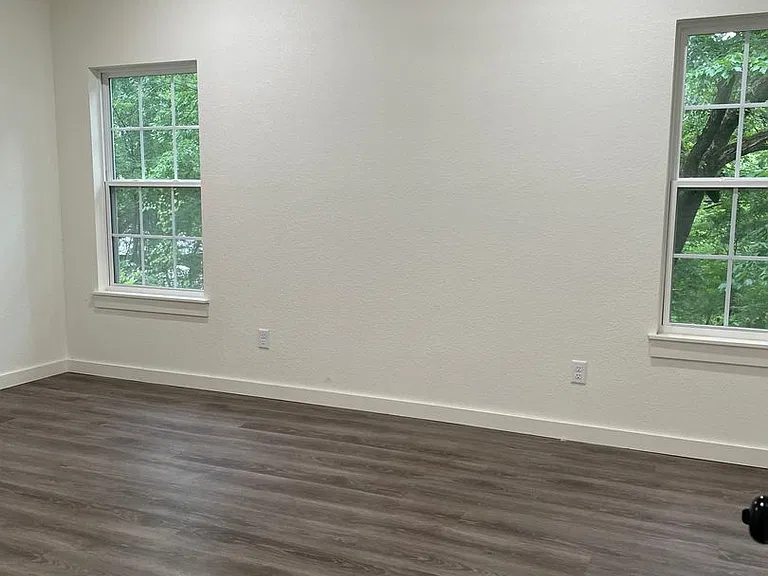 503 Lafayette St — Photo 10