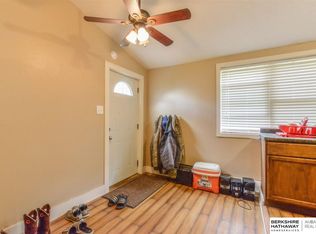 111-111 1/2 W 19th Ave, Bellevue, NE 68005