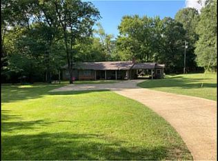 188 E J Rd, Starkville, MS 39759