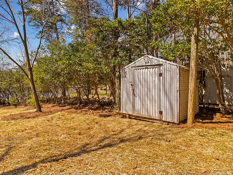 118 Revere Dr — Photo 40
